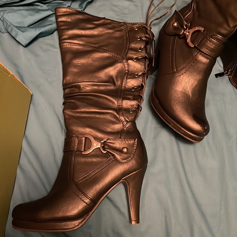 Knee high boots - Picture 4 of 6